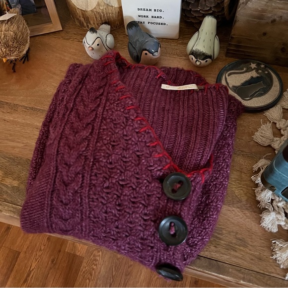 Free People Button Up Cardigan Purple 3/4
Sleeve Wool Size Small - Picture 4 of 5